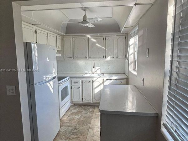 179 Canterbury, Unit H, West Palm Beach, FL 33417