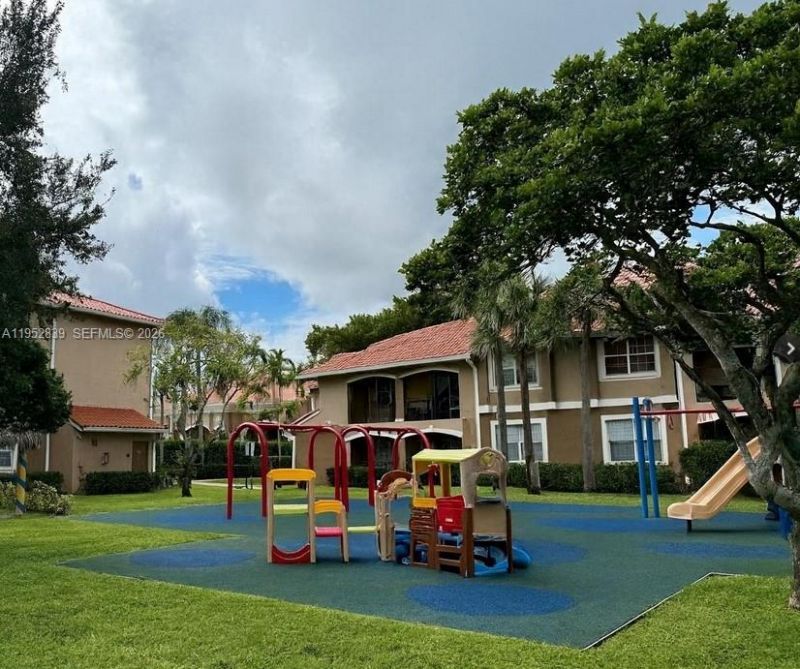 11601 SW 2nd St, Unit 21108, Pembroke Pines, FL 33025 Photo