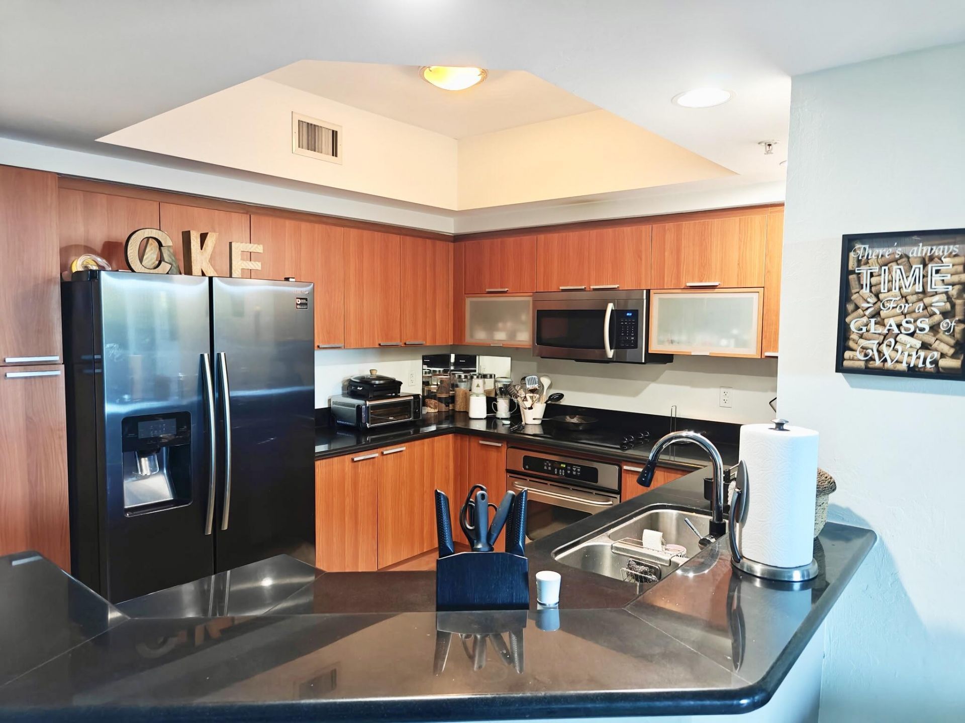 15051 Royal Oaks Lane, Unit 401, North Miami, FL 33181 Photo