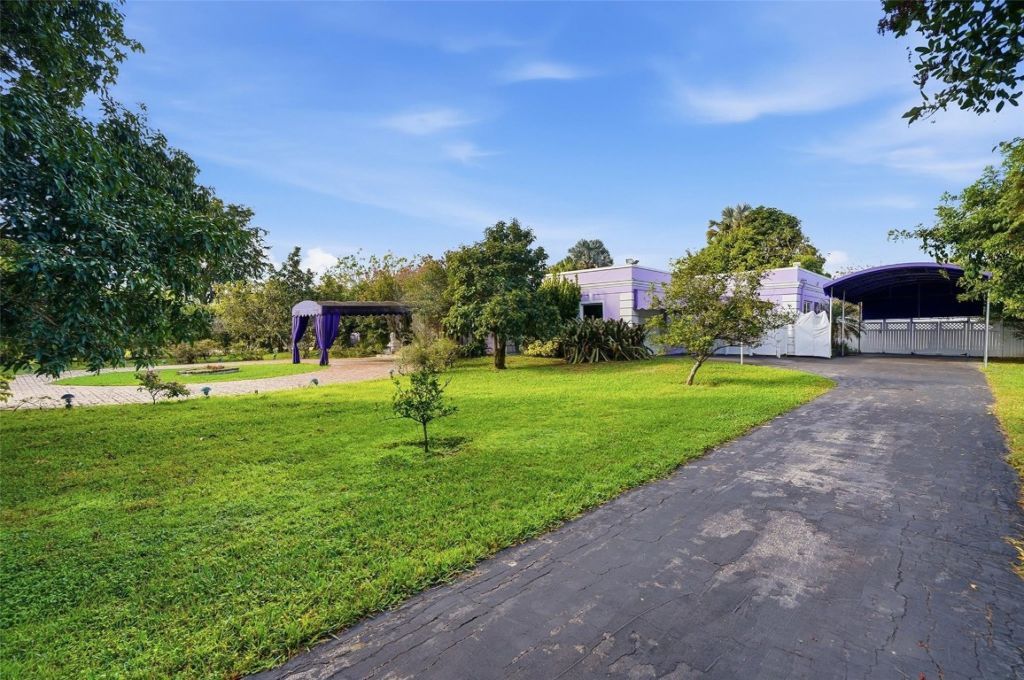 2850 SW 117th Ave, Davie, FL 33330 Photo