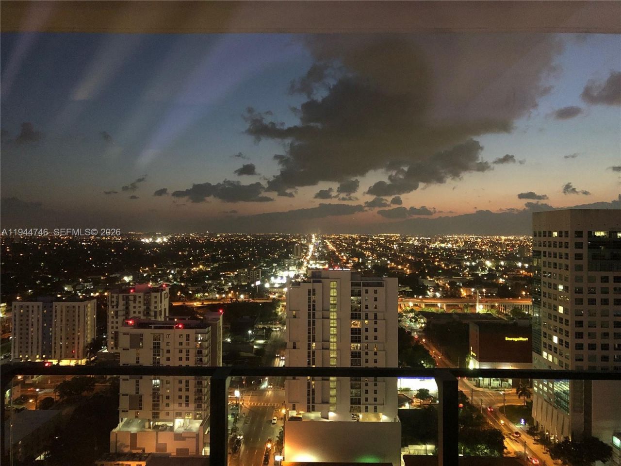 88 SW 7th St, Unit 2302, Miami, FL 33130 Photo