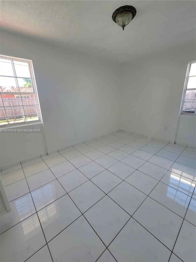 12305 SW 42nd St , Miami, FL 33175 Photo