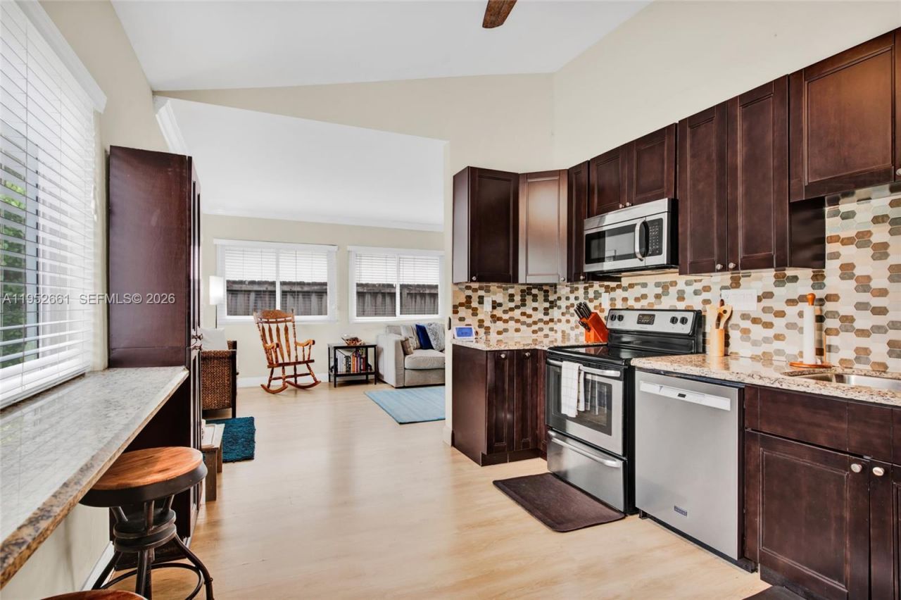 1512 SW 24th St , Fort Lauderdale, FL 33315 Photo