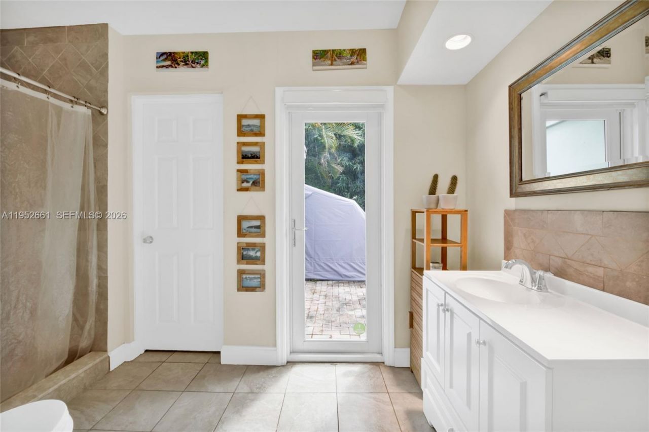 1512 SW 24th St , Fort Lauderdale, FL 33315 Photo