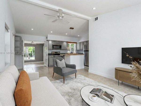 1032 SW 22nd Ter, Fort Lauderdale, FL 33312