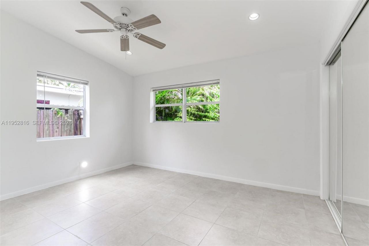 1032 SW 22nd Ter, Fort Lauderdale, FL 33312 Photo