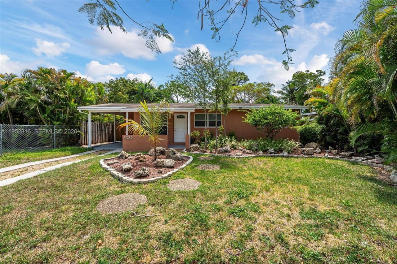 1032 SW 22nd Ter, Fort Lauderdale, FL 33312 Photo