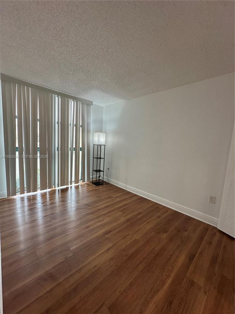 2055 SW 122nd Ave, Unit 201, Miami, FL 33175 Photo