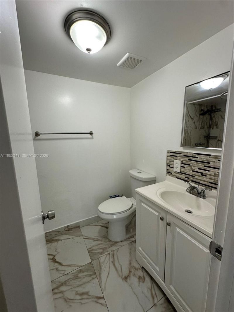 2055 SW 122nd Ave, Unit 201, Miami, FL 33175 Photo