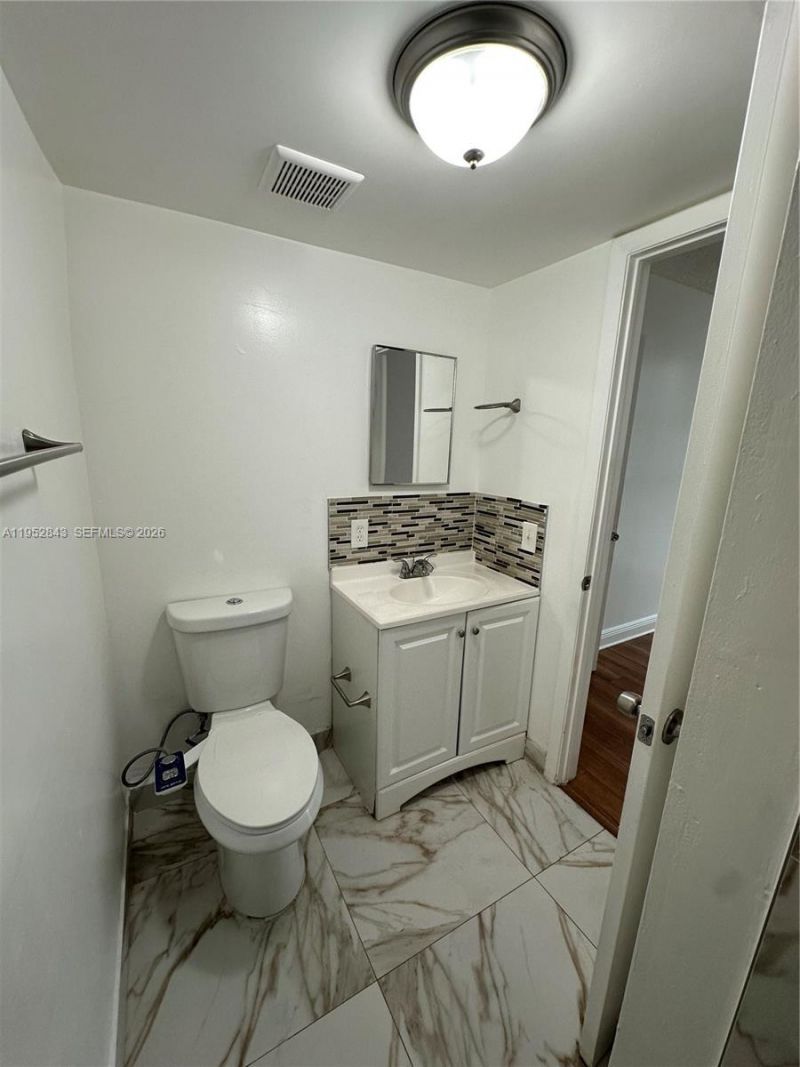 2055 SW 122nd Ave, Unit 201, Miami, FL 33175 Photo