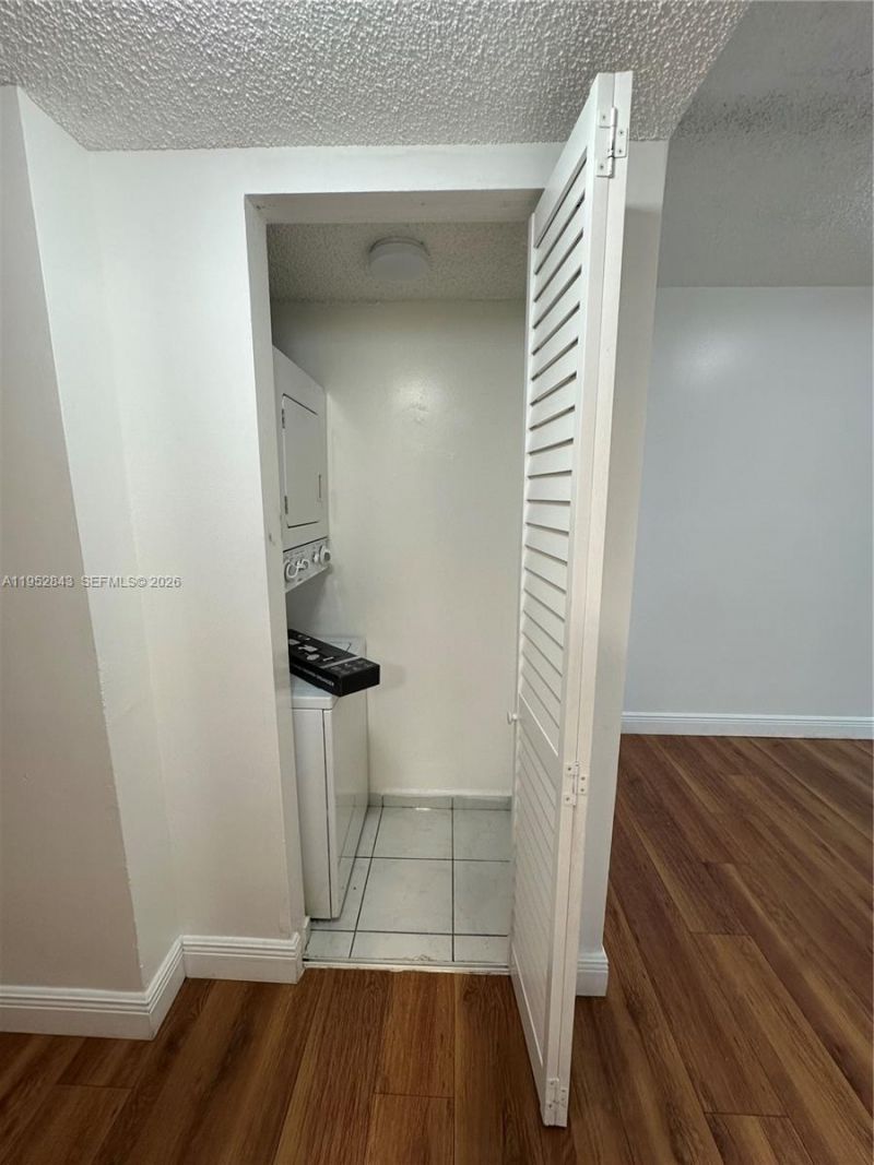 2055 SW 122nd Ave, Unit 201, Miami, FL 33175 Photo