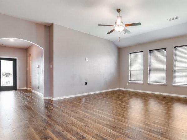 3015 Watercrest Drive, Sanger, TX 76266