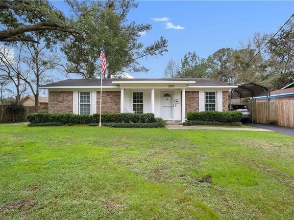 2511 Club House Road, Mobile, AL 36605