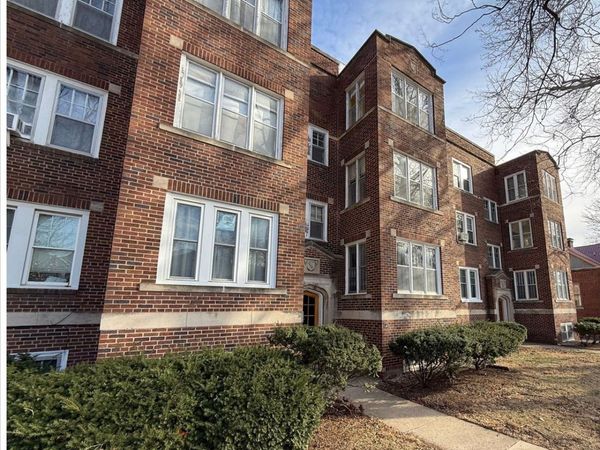 408 N State Street, Unit 12, Champaign, IL 61820