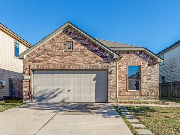 6817 Horseshoe Pond DR, Del Valle, TX 78617