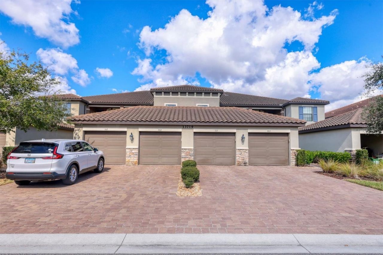 13719 Messina Loop, Unit 202, Lakewood Ranch, FL 34211 Photo