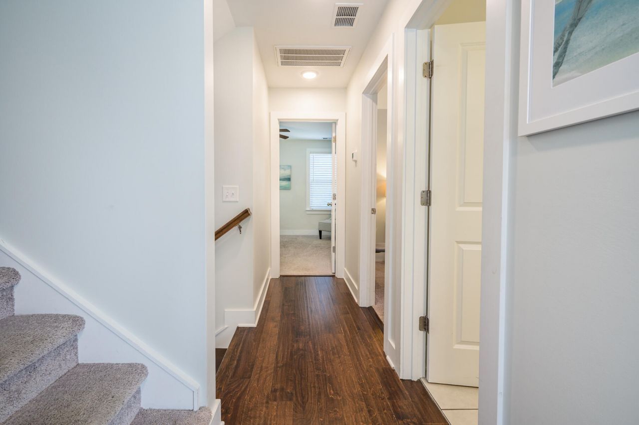 1242 Schirmer Avenue Photo 20