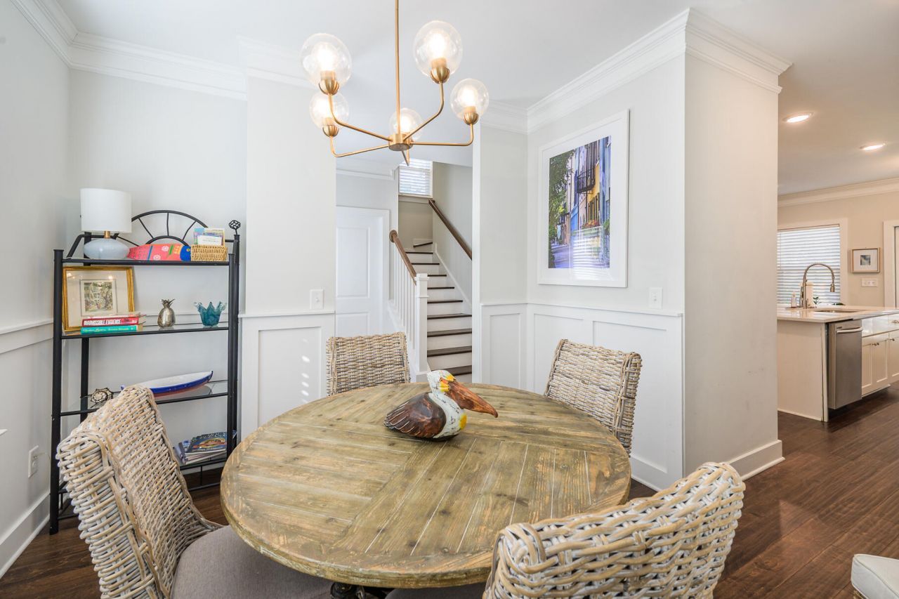 1242 Schirmer Avenue Photo 8