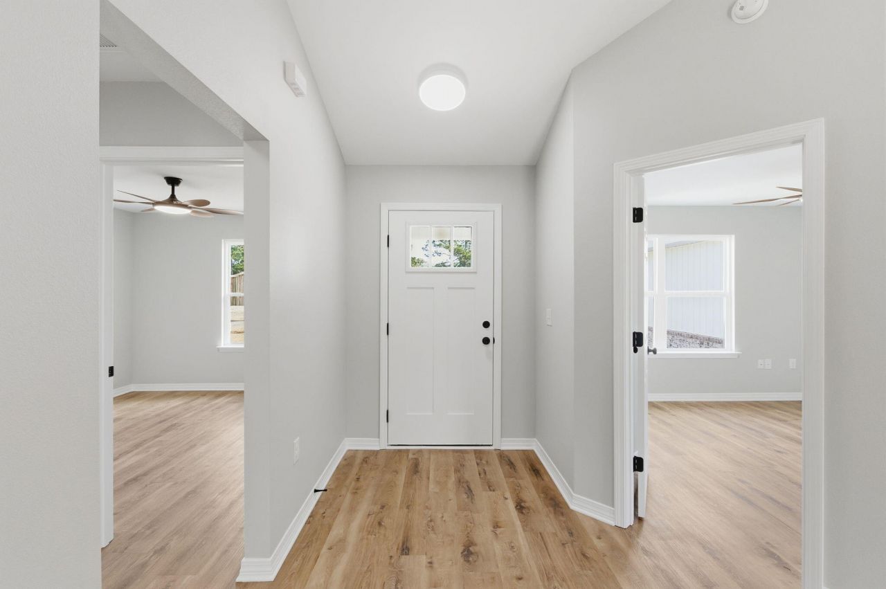 6160 Sundew Street, Crestview, FL 32539 Main Photo