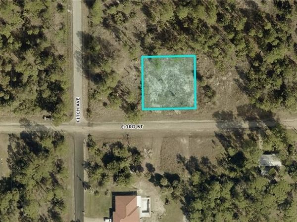 4503 E 3rd ST , LEHIGH ACRES, FL 33936