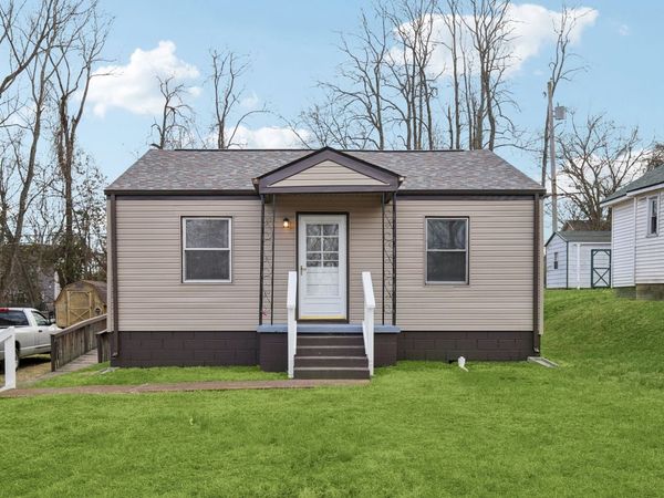 172 Hadley Dr, Clarksville, TN 37042