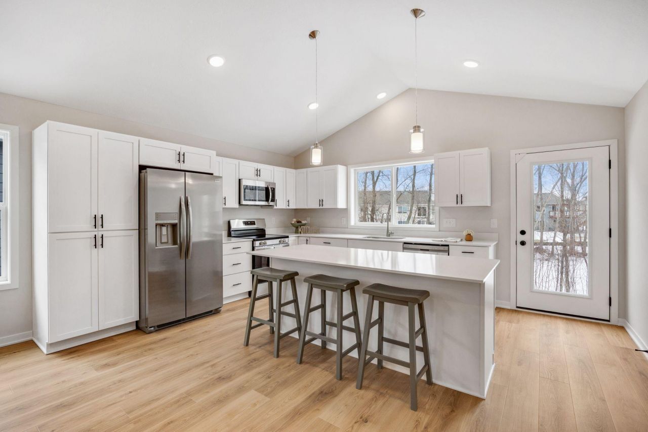 1132 Dorthy Lane, Elko New Market, MN 55054 Main Photo