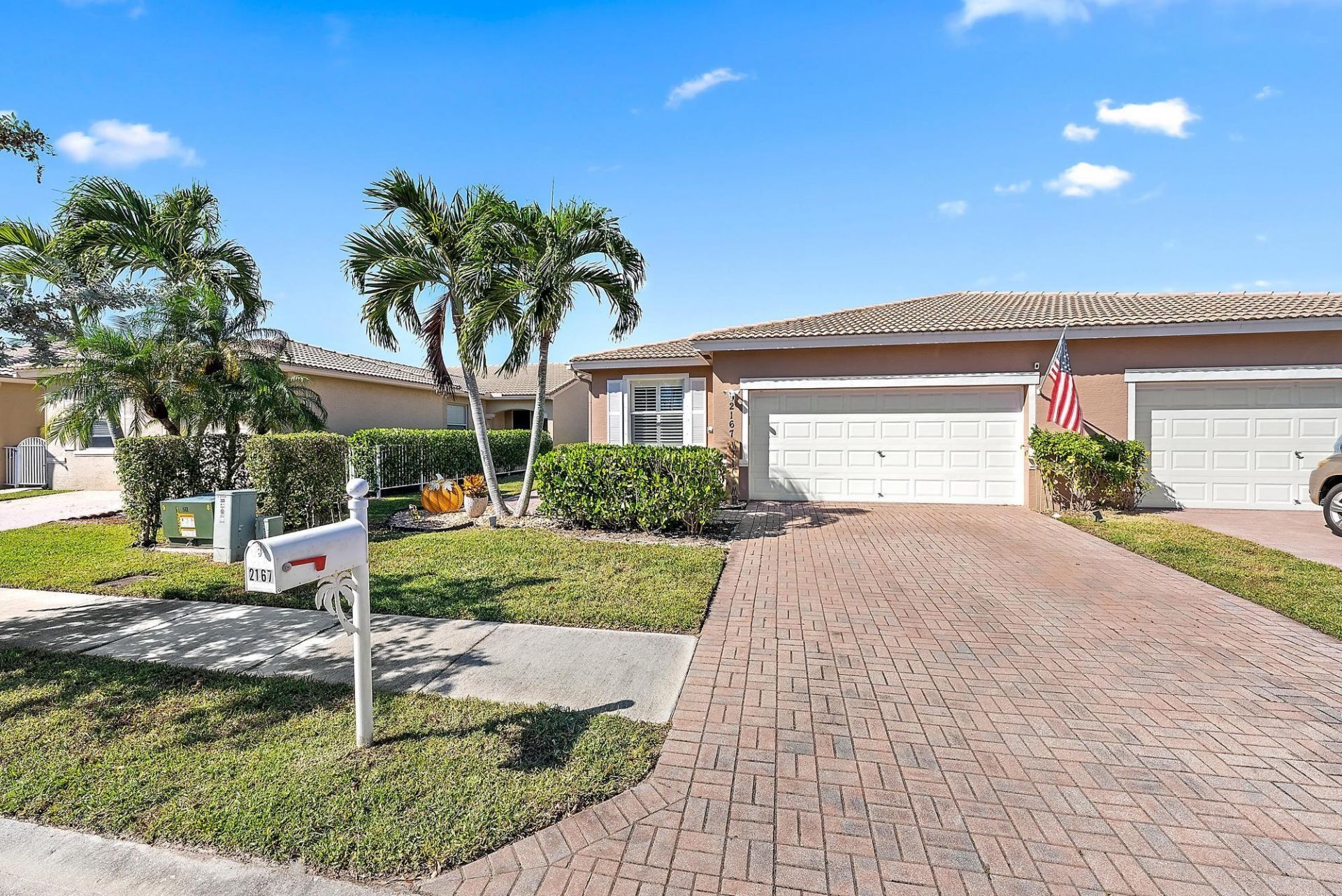 2167 Umbrella Cay, West Palm Beach, FL 33411 Photo