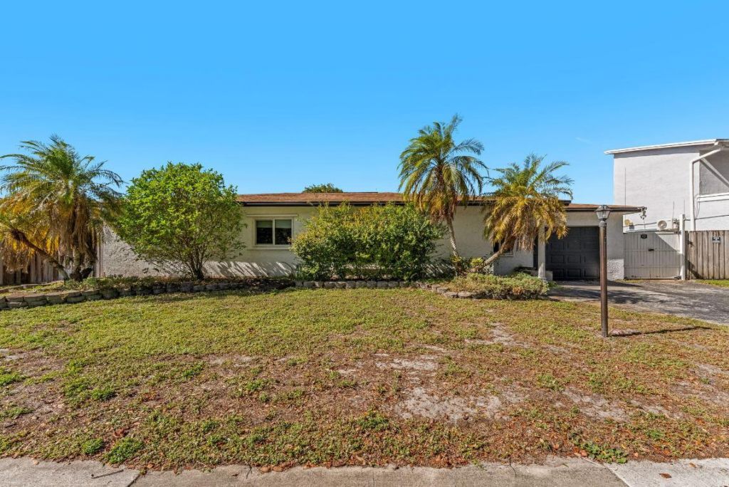 5313 SW 103rd Avenue Avenue, Cooper City, FL 33328 Photo