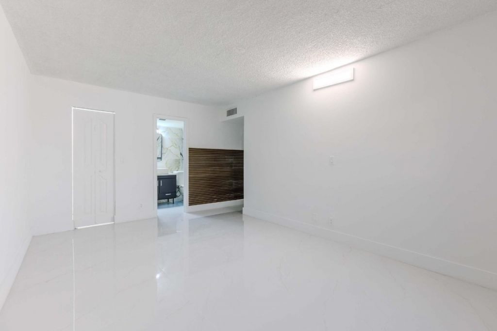 2401 NW 41st Avenue, Unit 101, Lauderhill, FL 33313 Photo