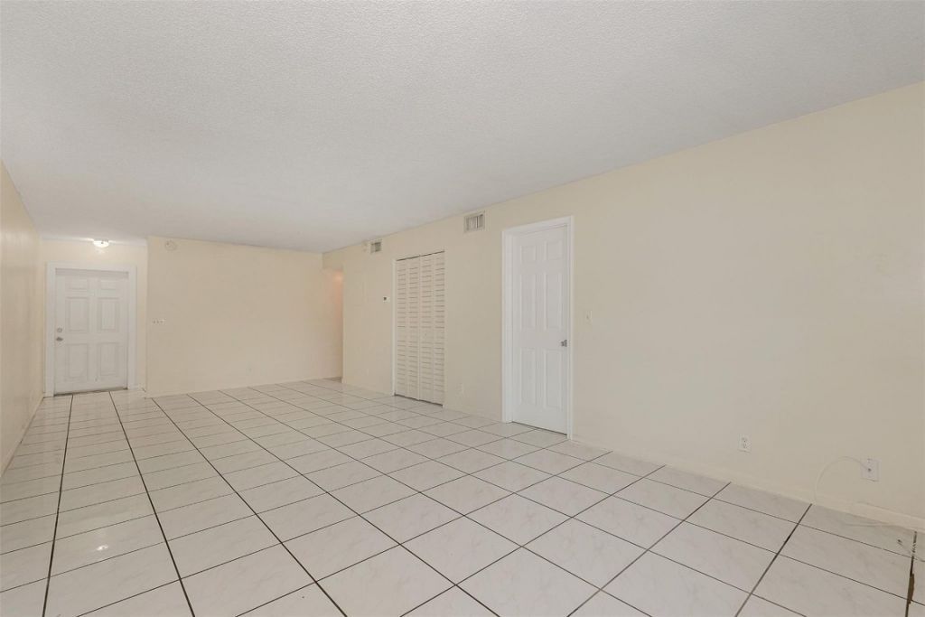 10201 NW 35th Street, Coral Springs, FL 33065 Photo