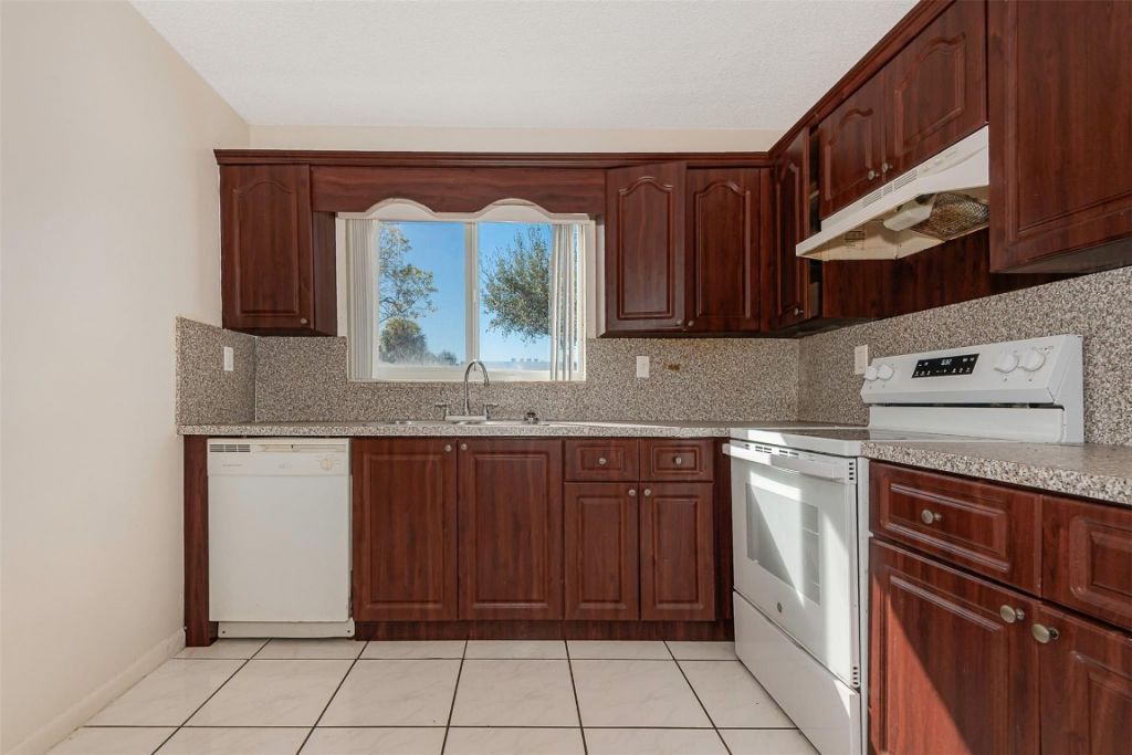 10201 NW 35th Street, Coral Springs, FL 33065 Photo
