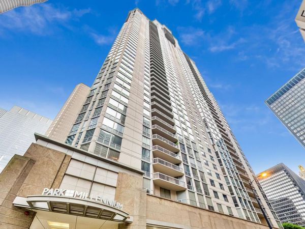 222 N COLUMBUS Drive, Unit 1602, Chicago, IL 60601