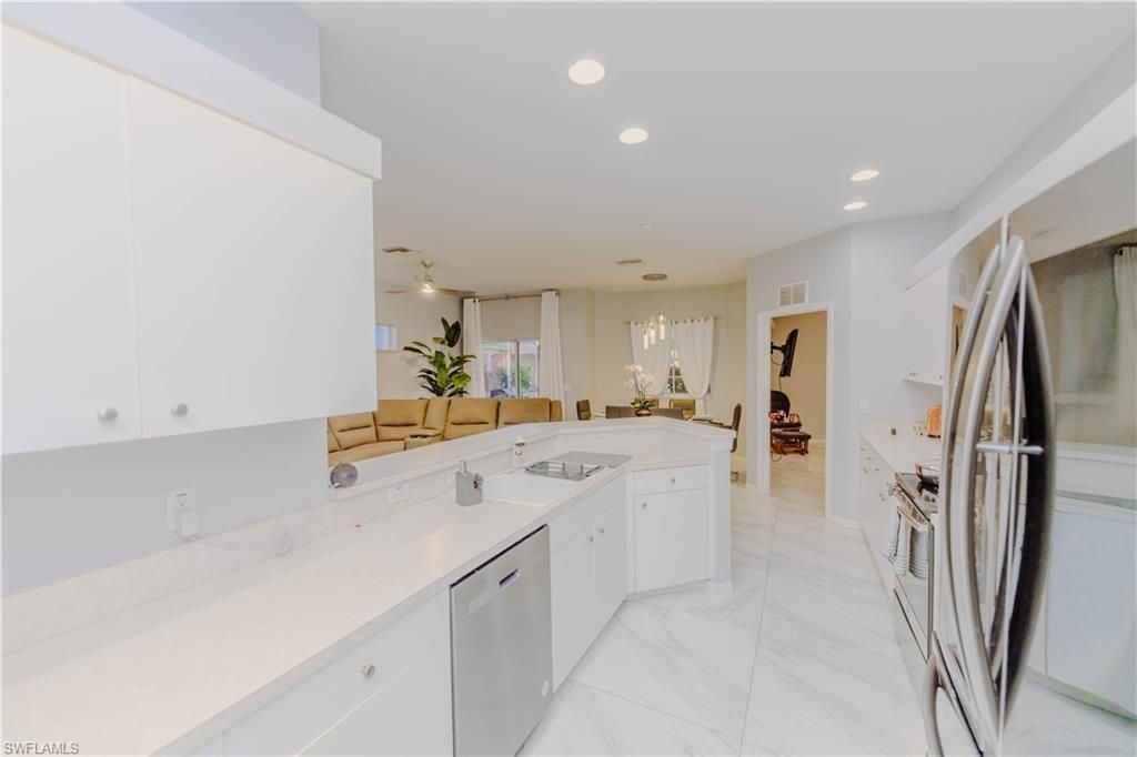 19949 Lake Vista Cir, Unit 16A, Lehigh Acres, FL 33936 Photo