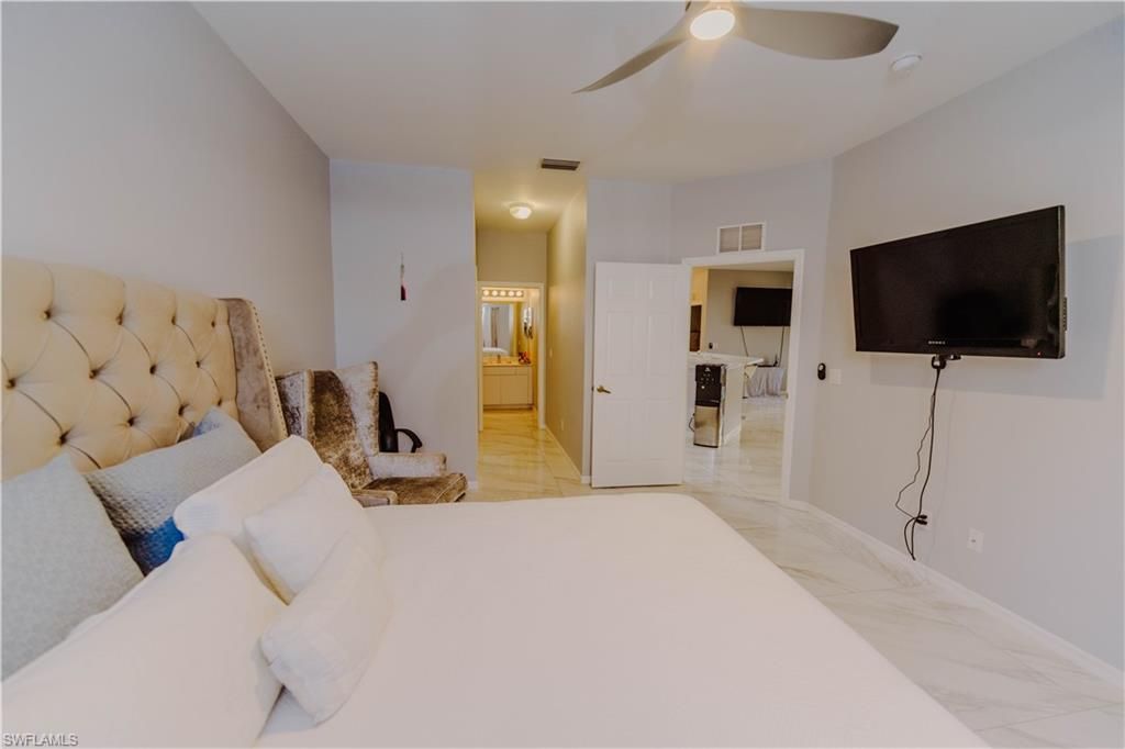 19949 Lake Vista Cir, Unit 16A, Lehigh Acres, FL 33936 Photo