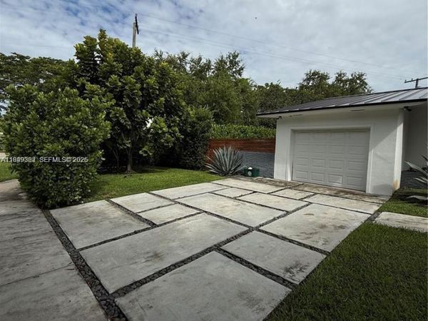 Miami Shores, FL 33138