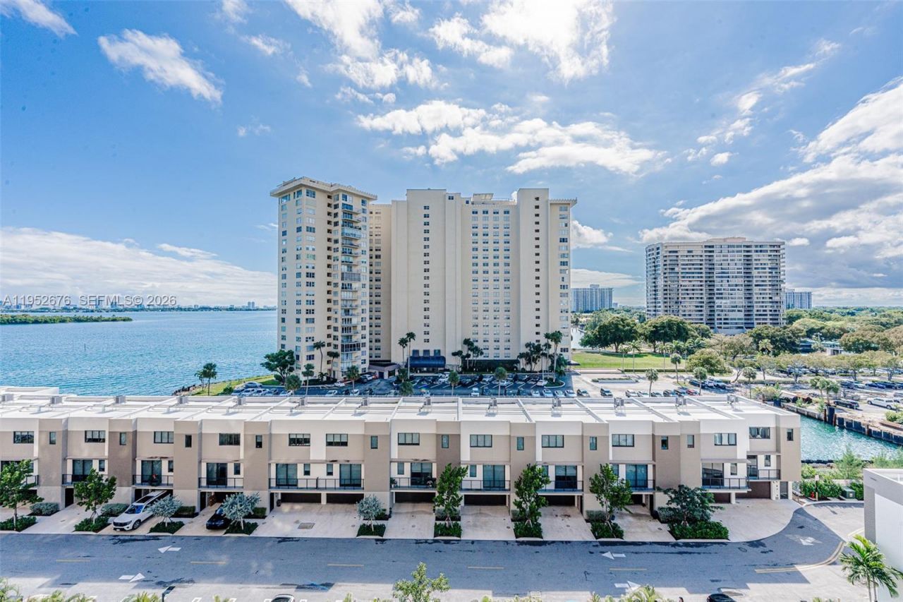 1800 NE 114th St, Unit 909, Miami, FL 33181 Photo