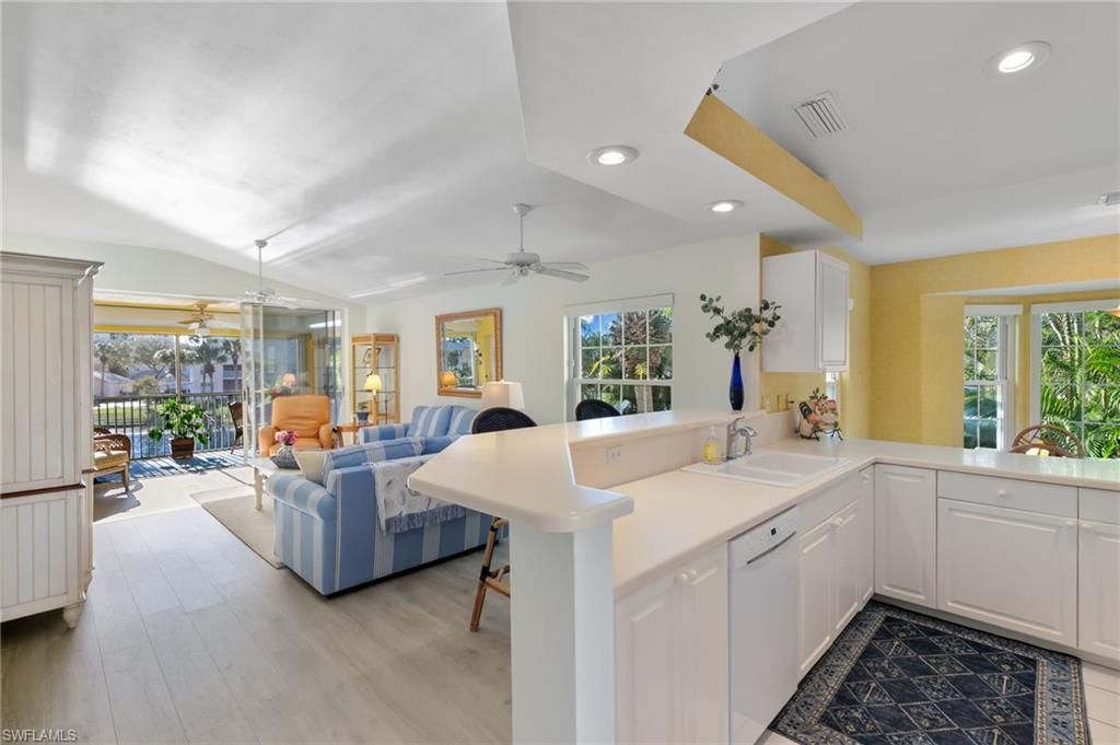 768 Wiggins Lake Dr, Unit 202, Naples, FL 34110 Photo