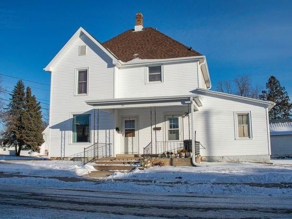 285 N Bonson Street, Platteville, WI 53818