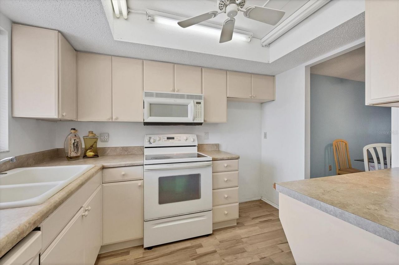 3534 Lake Bayshore Drive, Unit K118, Bradenton, FL 34205 Photo