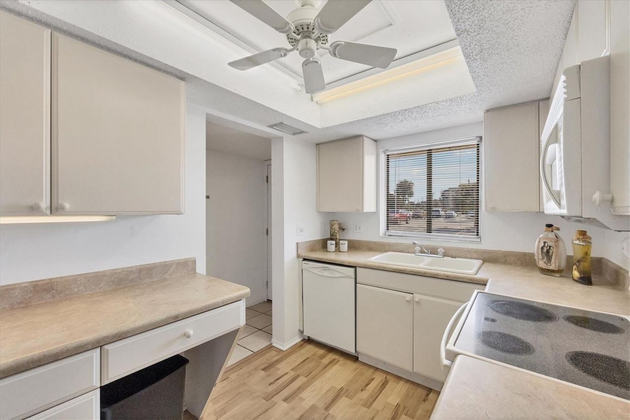 3534 Lake Bayshore Drive, Unit K118, Bradenton, FL 34205 Photo