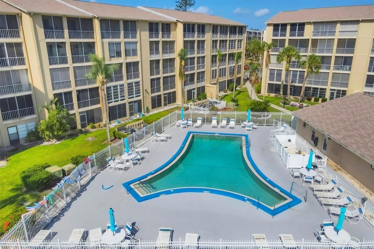 3534 Lake Bayshore Drive, Unit K118, Bradenton, FL 34205 Photo