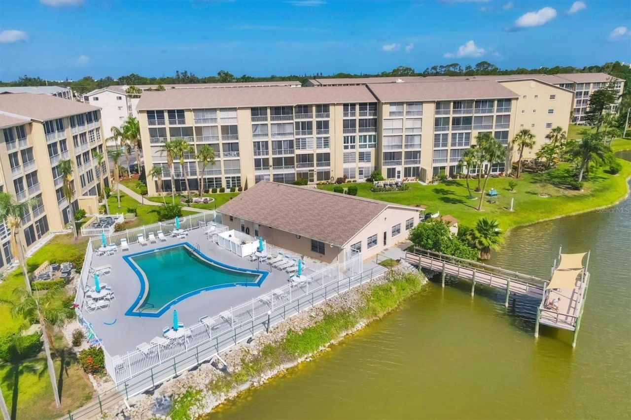 3534 Lake Bayshore Drive, Unit K118, Bradenton, FL 34205 Photo