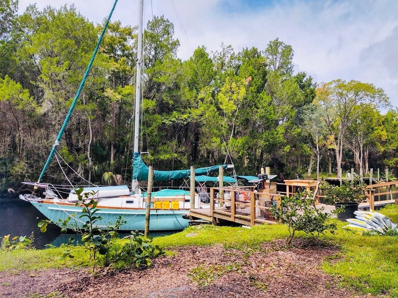 12 Palm Drive, Yankeetown, FL 34498 Photo