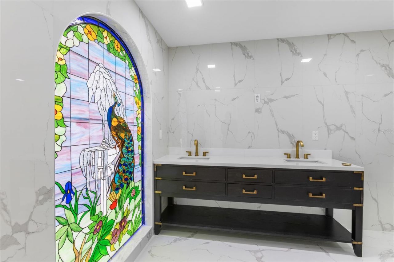 131 Toledo Way Ne, Saint Petersburg, FL 33704 Photo