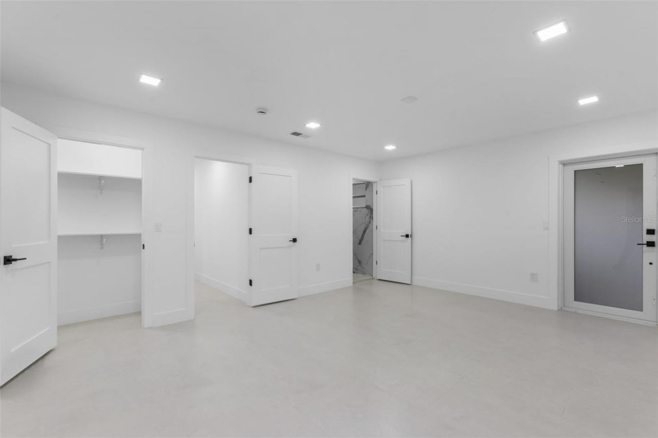 131 Toledo Way Ne, Saint Petersburg, FL 33704 Photo