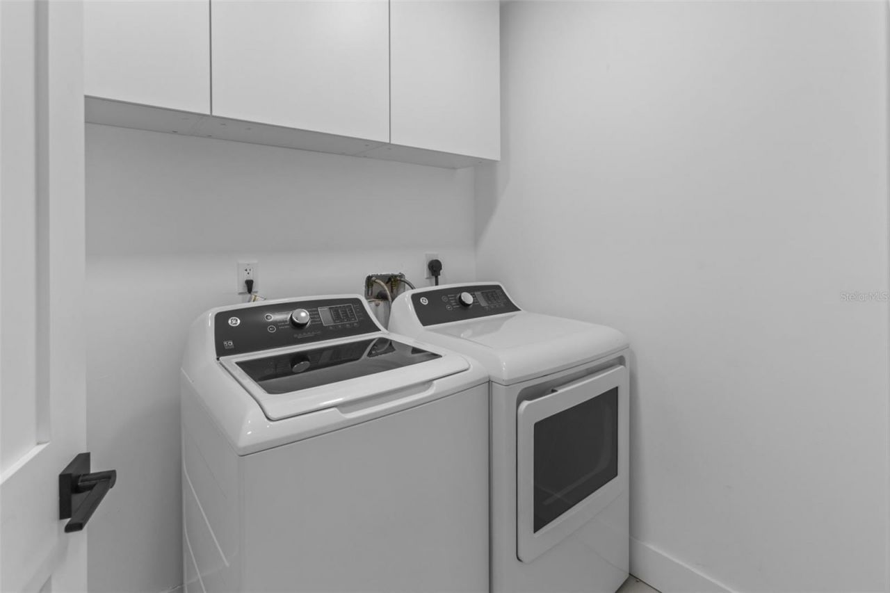 131 Toledo Way Ne, Saint Petersburg, FL 33704 Photo