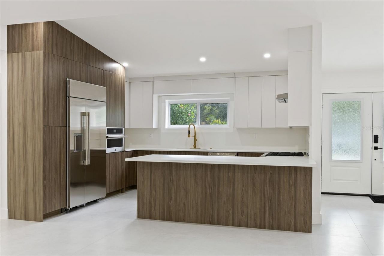 131 Toledo Way Ne, Saint Petersburg, FL 33704 Photo