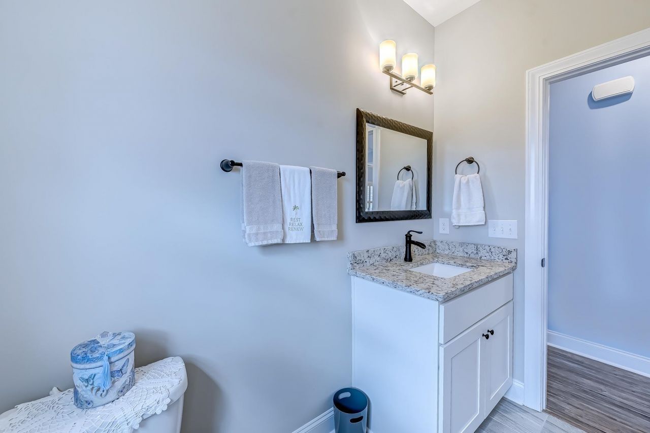 209 Highmeadow Ln. Photo 11