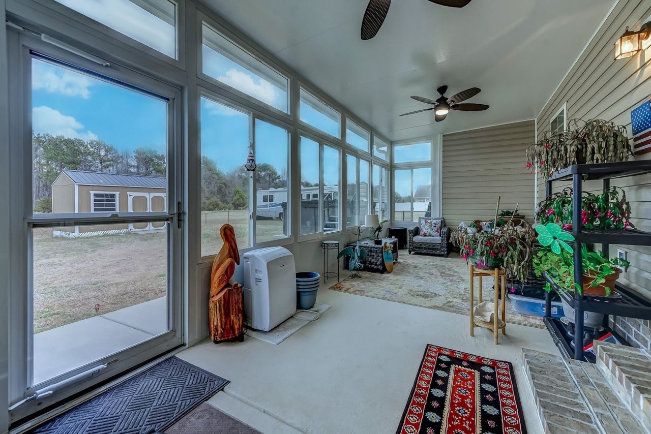 209 Highmeadow Ln. Photo 35