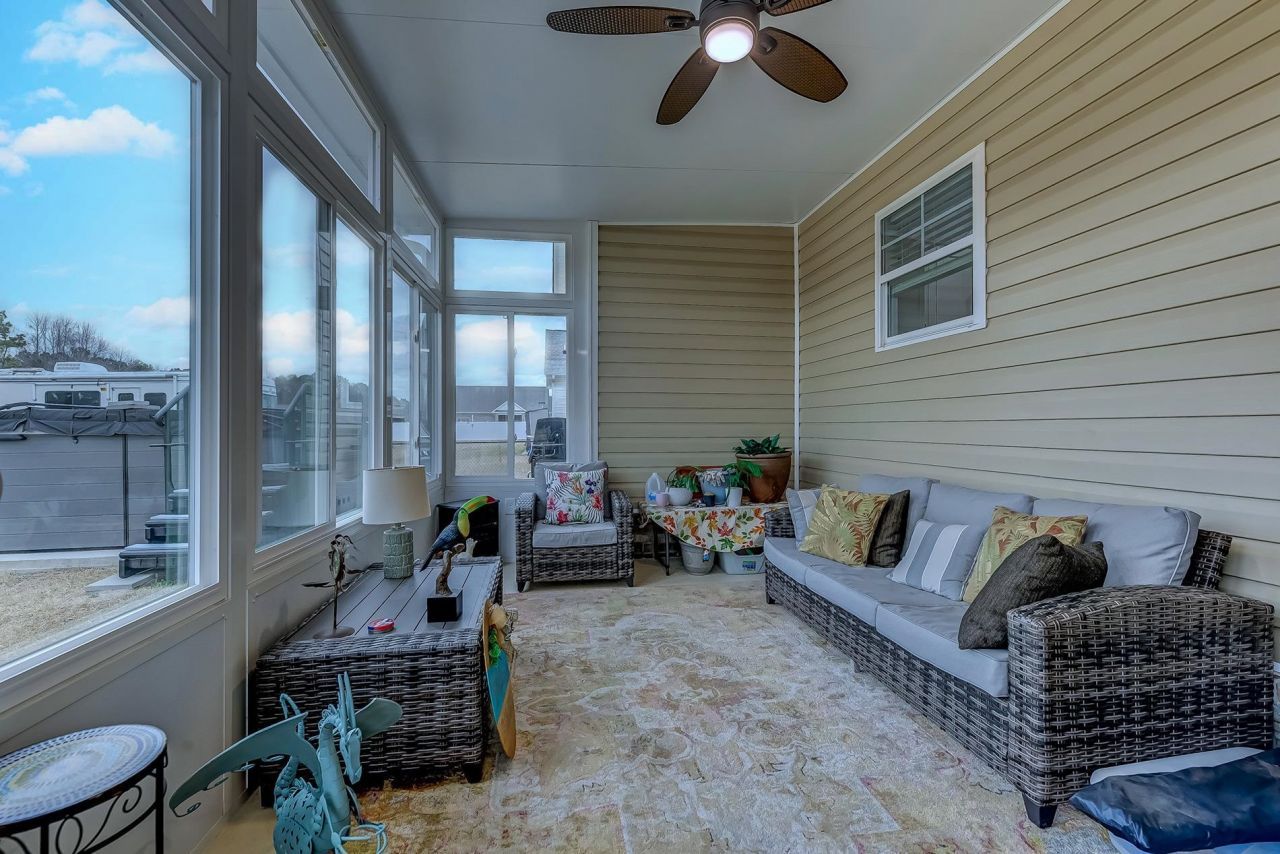 209 Highmeadow Ln. Photo 36